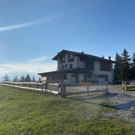 Rifugio Garibaldi LEDRO Eksteriør billede